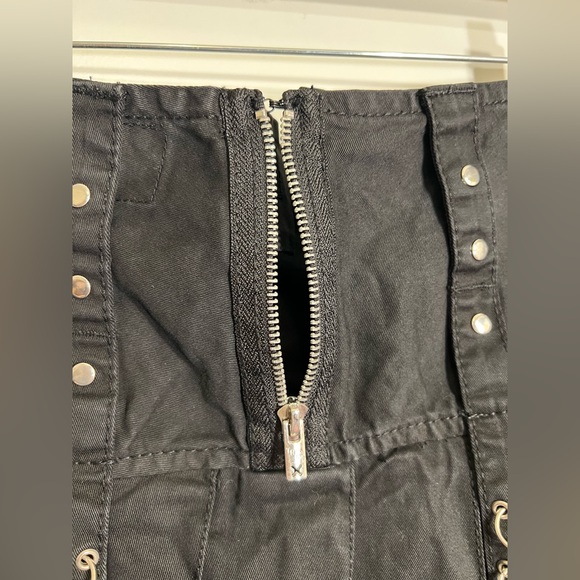 Vintage Y2K Tripp NYC Black Mini Skirt with Silver Hardware Detail - Picture 10 of 14